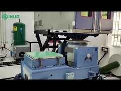 Como esta câmara combina o teste de temperatura, umidade e vibração?